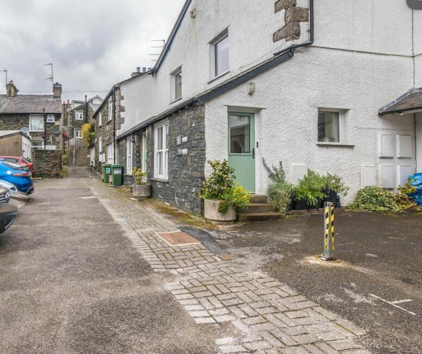 The Retreat, Steps From Amenities Lejlighed Windermere Eksteriør billede